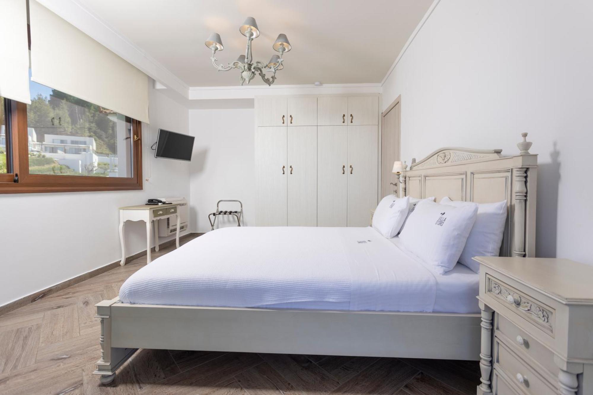 Villa D'Oro - Luxury Villas & Suites Paliouri Værelse billede